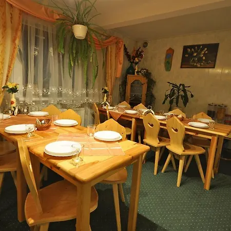 Marysienka Bed & Breakfast 3*